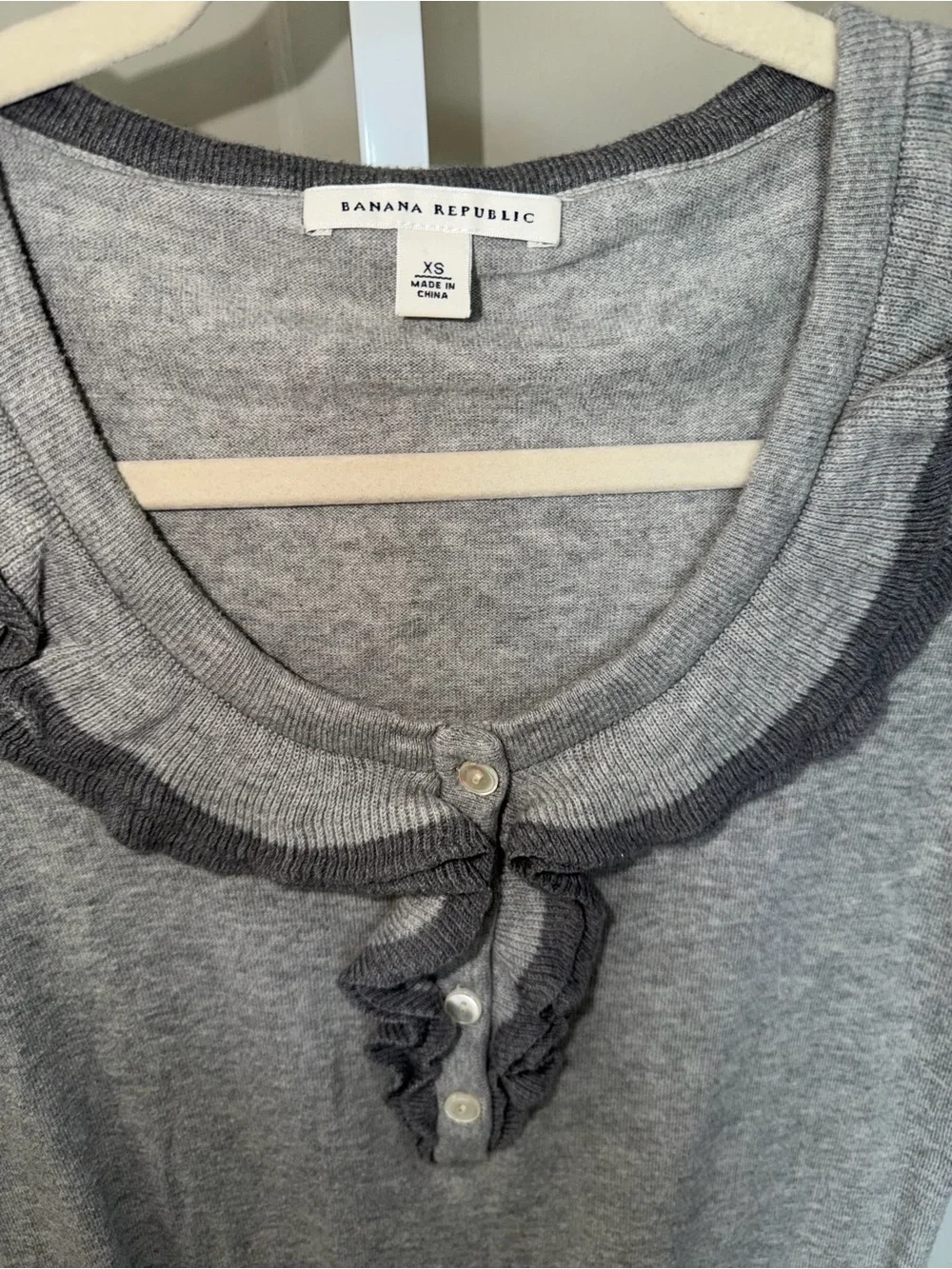 Banana Republic Gray Pima Cotton Wool Ruffle Neck Puff Sleeve Knit Top XS